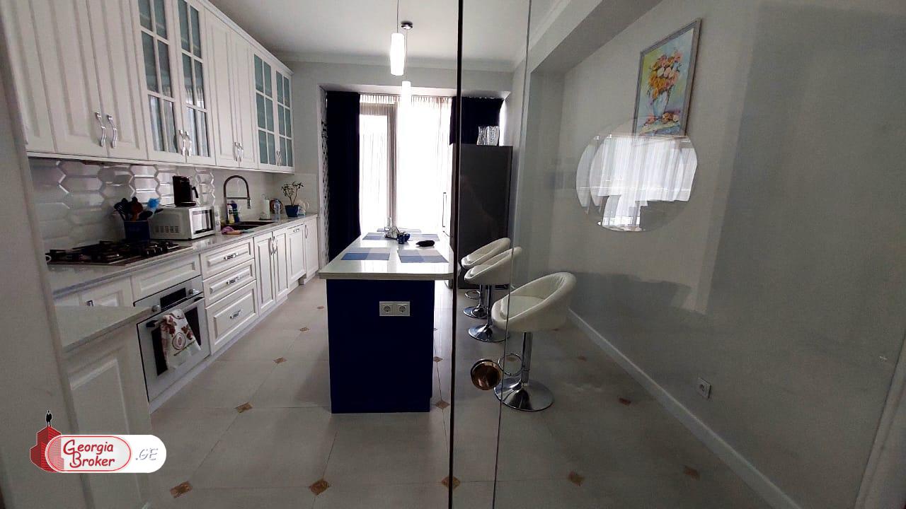 nearly repaired 5-room apartment for sale